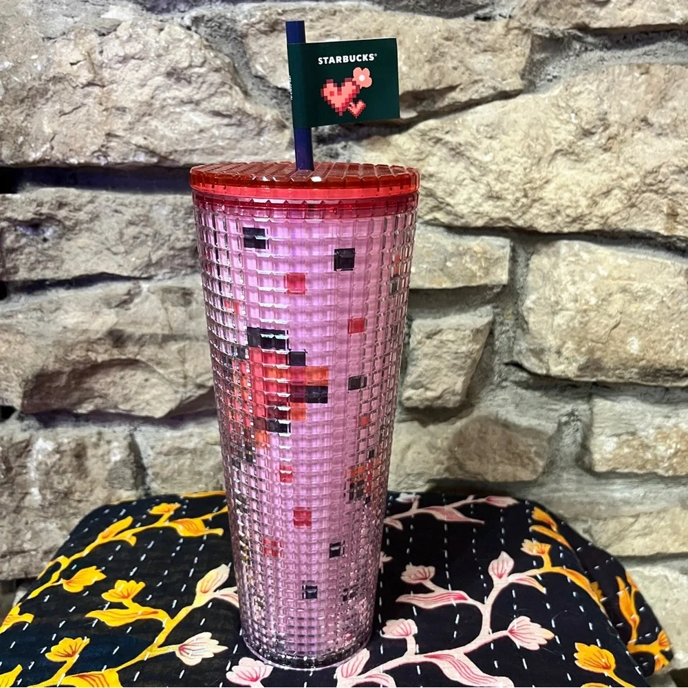 NWT STARBUCKS 2025 Valentine's Day Cold Cup with Lid and Straw 24oz 709ML